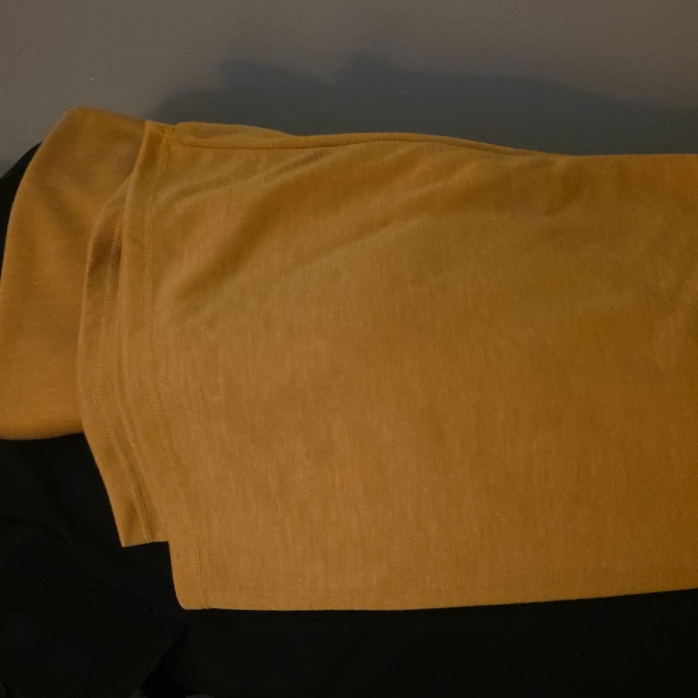Gold Top And Bottom Wide Leg Cropped Top PTP 28 Length 15 - Picture 2 of 10